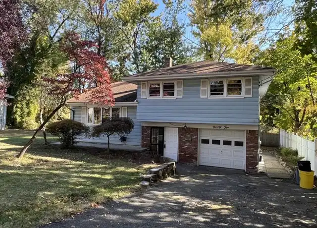 Property at 92 Elizabeth St, River Edge, NJ, 07661, 3 beds, 2 baths, [object Object]