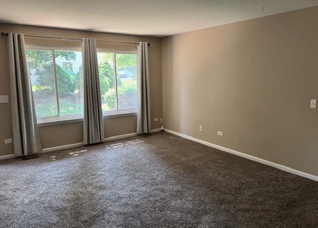 Photo of 303 Newport Ln Unit D-1, Bartlett, IL 60103