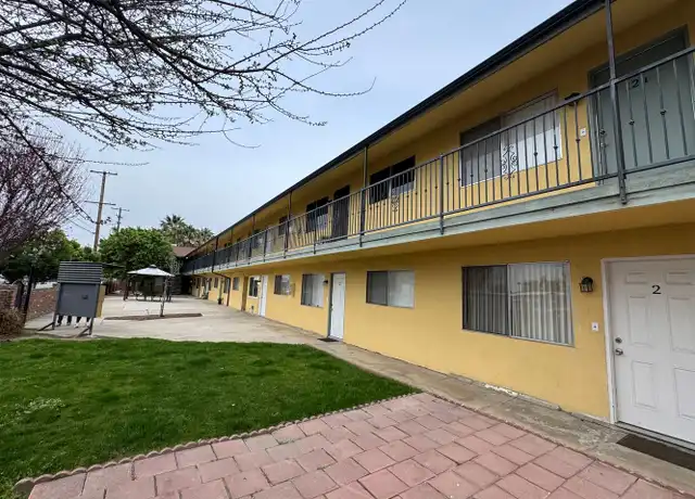 Property at 2815 S H St Unit 16, Bakersfield, CA, 93304, 2 beds, 1 bath, [object Object]