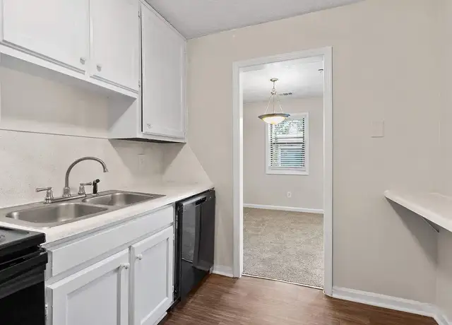 Photo of 10144 Henderson Dr, Covington, GA 30014