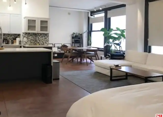 Property at 215 W 7th St #703, Los Angeles, CA, 90014, 0 beds, 1 bath, [object Object]