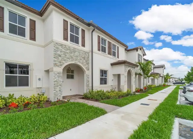 Property at 2807 SE 26th Ave Unit 2807, Homestead, FL, 33035, 3 beds, 2.5 baths, [object Object]