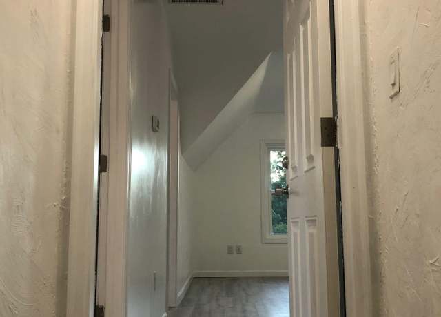 Photo of 10 School St Unit 3, Attleboro, MA 02703