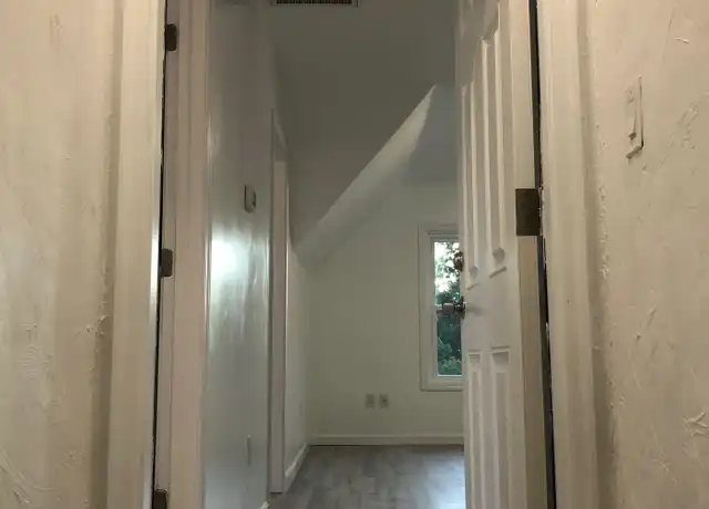 Property at 10 School St Unit 3, Attleboro, MA, 02703, 3 beds, 1 bath, [object Object]
