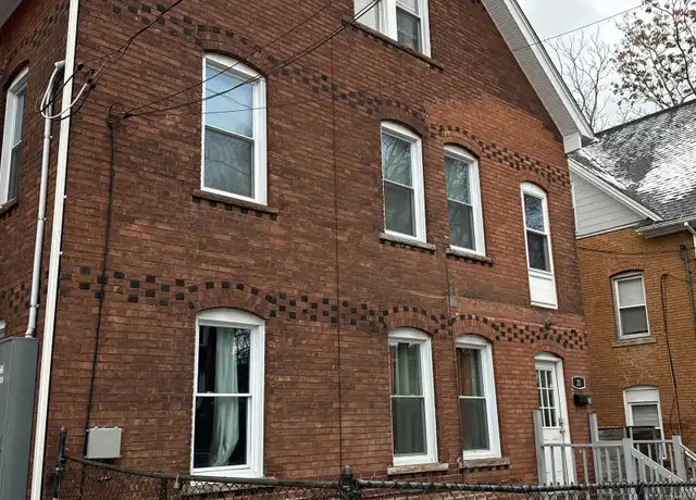 Property at 21 Tremont St Unit 1, New Britain, CT, 06051, 3 beds, 1 bath, [object Object]