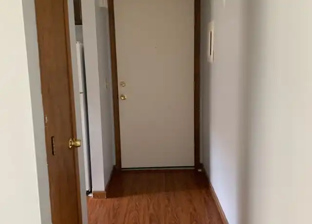 Property at 6 Tudor Ln Unit 06-3, Lockport, NY, 14094, 2 beds, 1 bath, [object Object]