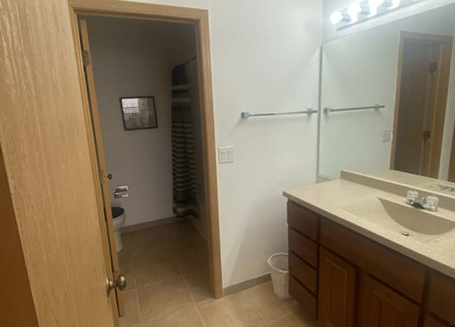Photo of 14058 Edgewater Dr, Plainfield, IL 60544