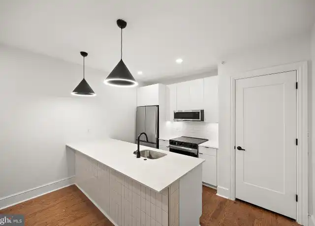 Property at 839 N Tatnall St Unit 201, Wilmington, DE, 19801, 1 bed, 1 bath, [object Object]