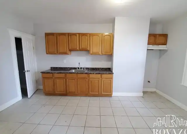 Property at 532 S 11th St Unit 1,2, Newark, NJ, 07103, 3 beds, 1 bath, [object Object]