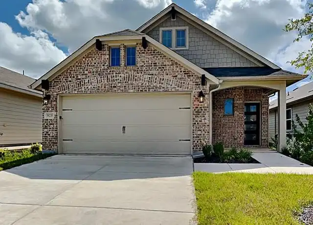 Property at 925 King St, Aubrey, TX, 76227, 3 beds, 2 baths, [object Object]