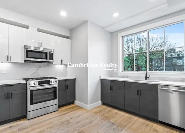 Property at 300 Somerville Ave Unit T, Somerville, MA, 02143, 2 beds, 2.5 baths, [object Object]