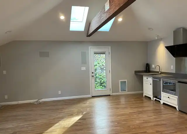 Property at 1875 University Ave Unit A, Palo Alto, CA, 94301, 0 beds, 1 bath, [object Object]