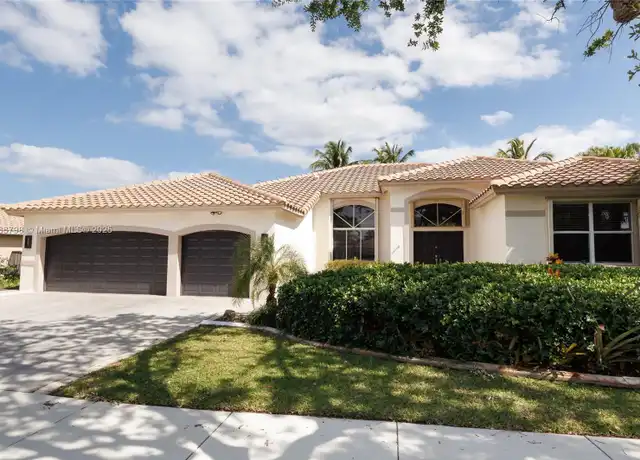 Property at 280 Landings Blvd Unit 280, Weston, FL, 33327, 5 beds, 3 baths, [object Object]
