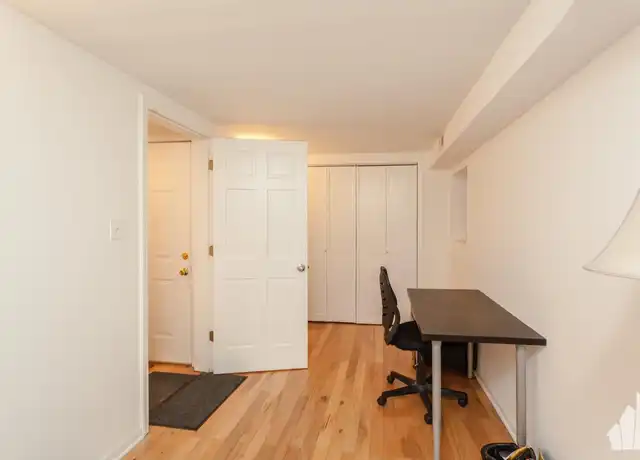 Property at 2049 W Augusta Blvd, Chicago, IL, 60622, 2 beds, 1 bath, [object Object]