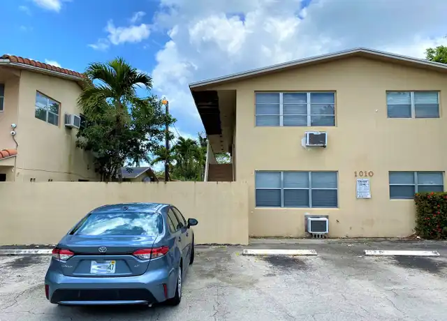 Property at 1010 SW 16th Ave Unit A, Fort Lauderdale, FL, 33312, 1 bed, 1 bath, [object Object]