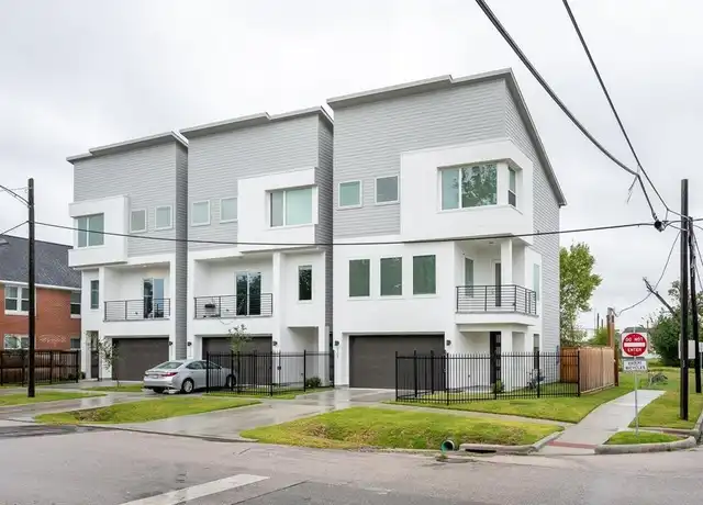 Property at 2102 Live Oak St, Houston, TX, 77003, 3 beds, 2.5 baths, [object Object]