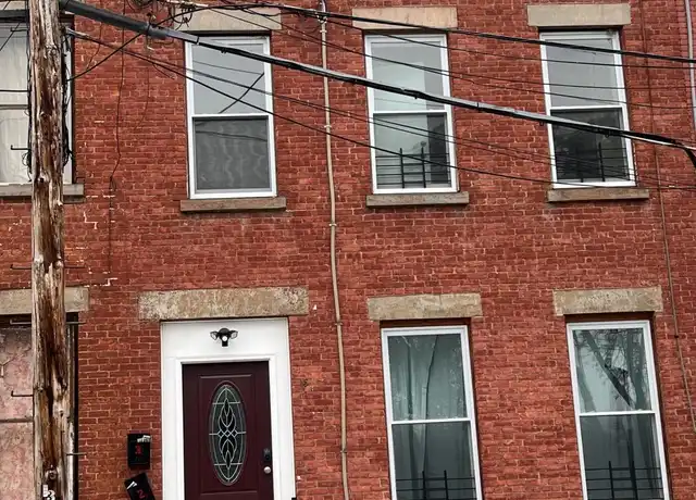 Property at 15 Delaware St, Albany, NY, 12202, 1 bed, 1 bath, [object Object]
