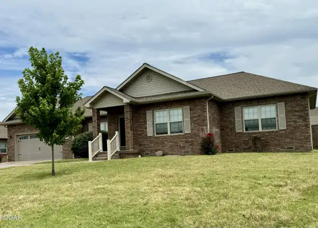 Property at 2731 Jefferson Ave, Joplin, MO, 64804, 3 beds, 2 baths, [object Object]