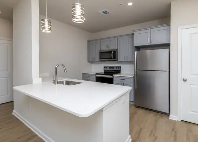 Property at 2895 Easton Ave Unit 2895-309, Bethlehem, PA, 18017, 1 bed, 1 bath, [object Object]