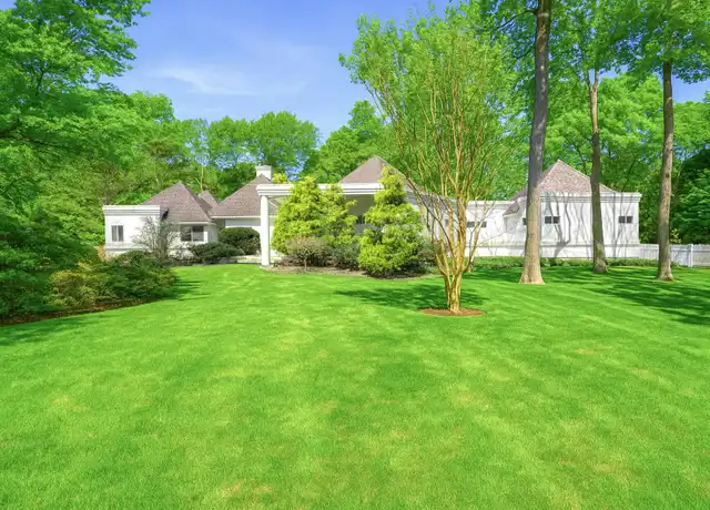 Property at 13 Lakewood Ln, Quogue, NY, 11959, 4 beds, 3 baths, [object Object]