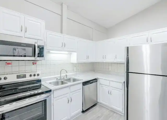 Property at 4622 Sahara Dr SW, Atlanta, GA, 30331, 1 bed, 1 bath, [object Object]