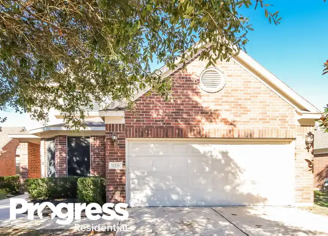 Property at 12139 English Brook Cir, Humble, TX, 77346, 4 beds, 2 baths, [object Object]