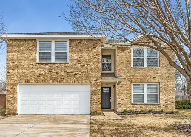Property at 2216 Overlook Ln, Denton, TX, 76207, 4 beds, 2 baths, [object Object]