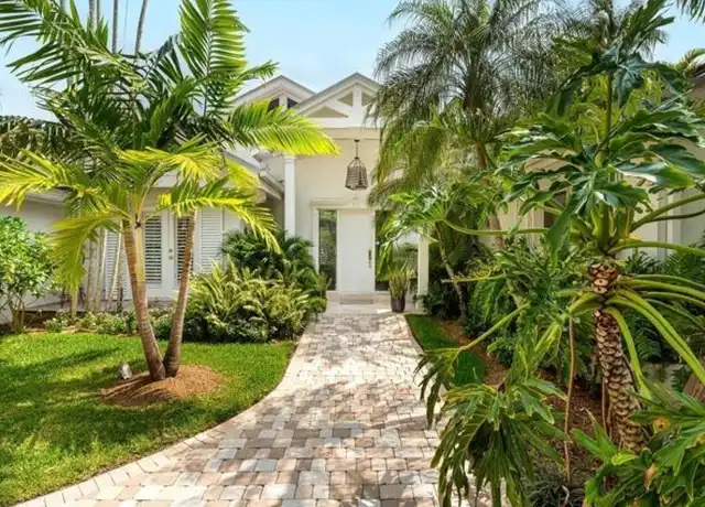 Property at 416 Isle of Capri Dr, Fort Lauderdale, FL, 33301, 3 beds, 3 baths, [object Object]