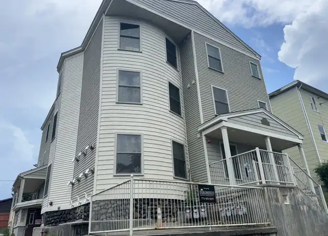 Property at 19 Merrifield St Unit 2R, Worcester, MA, 01605, 2 beds, 1 bath, [object Object]