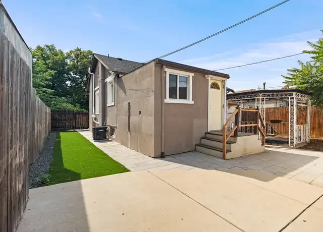 Property at 3528 N Elizabeth St, Denver, CO, 80205, 2 beds, 1 bath, [object Object]