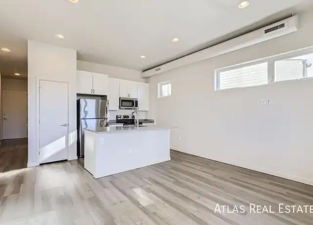 Property at 3830 Olive St Unit 202, Denver, CO, 80207, 1 bed, 1 bath, [object Object]