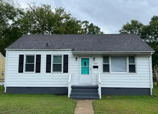 Property at 2024 N Whitehill Dr, Petersburg, VA, 23803, 3 beds, 1 bath, [object Object]