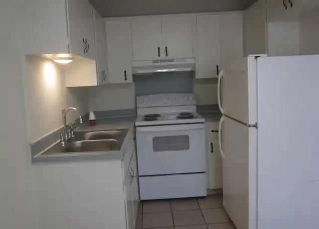 Property at 33 6th Ave Unit 33, Canyon, TX, 79015, 1 bed, 1 bath, [object Object]