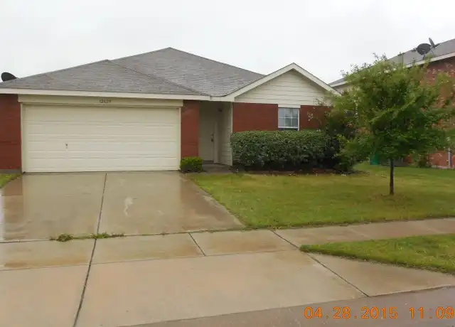 Property at 12625 Carpenter Ln, Rhome, TX, 76078, 3 beds, 2 baths, [object Object]