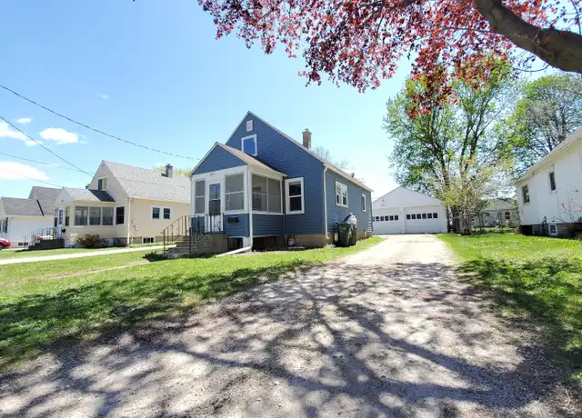 Property at 1252 4th St NE, Rochester, MN, 55906, 3 beds, 1 bath, [object Object]