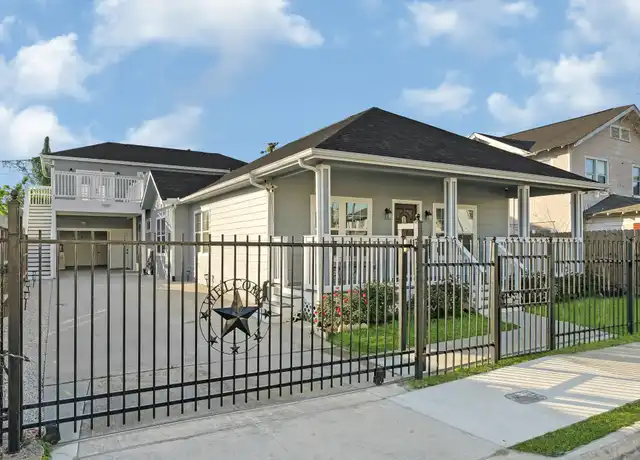 Property at 304 Milby St Unit 2, Houston, TX, 77003, 1 bed, 1 bath, [object Object]