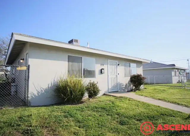 Property at 104 Warren Ave Unit A, Bakersfield, CA, 93308, 3 beds, 1.5 baths, [object Object]