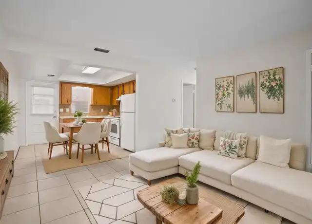 Property at 5901 Crestmont Ave Unit A, Clearwater, FL, 33760, 2 beds, 1 bath, [object Object]