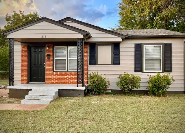 Property at 213 W 7th St, Edmond, OK, 73003, 2 beds, 1 bath, [object Object]