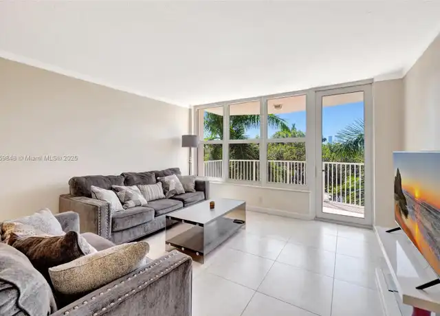 Property at 3181 S Ocean Dr #405, Hallandale Beach, FL, 33009, 2 beds, 2 baths, [object Object]
