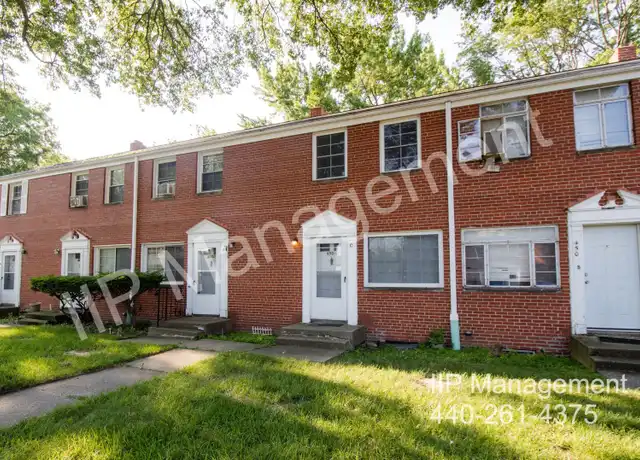 Property at 450 Kenwood Dr Unit C12, Euclid, OH, 44123, 2 beds, 1 bath, [object Object]