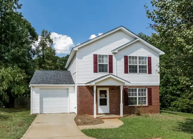 Property at 10404 Wilson Glen Dr, Charlotte, NC, 28214, 3 beds, 2 baths, [object Object]