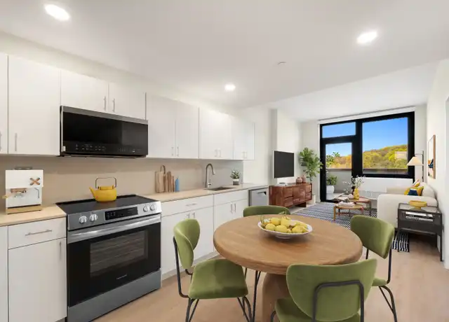 Property at 4778 Broadway Unit 11-C, New York, NY, 10034, 2 beds, 2 baths, [object Object]