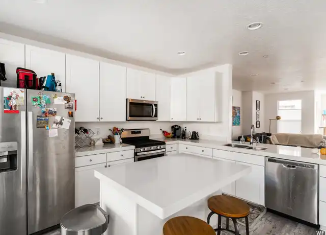 Property at 3841 W Kinglassie Ln, Taylorsville, UT, 84129, 3 beds, 2.5 baths, [object Object]