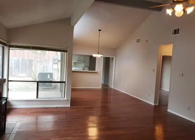 Property at 641 Prairie Dell St, Lewisville, TX, 75067, 3 beds, 2 baths, [object Object]