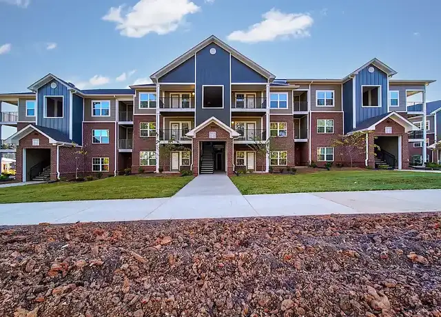 Photo of 5025 Taggart Springs Way, Charlotte, NC 28208