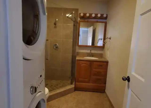 Property at 2800 Vail Ave SE, Albuquerque, NM, 87106, 1 bed, 1 bath, [object Object]