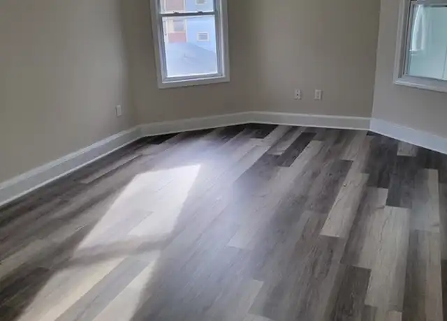 Property at 19 Vinson St Unit 1, Worcester, MA, 01605, 3 beds, 1 bath, [object Object]