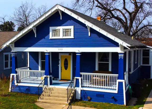 Property at 207 Dilworth St, San Antonio, TX, 78203, 3 beds, 2 baths, [object Object]