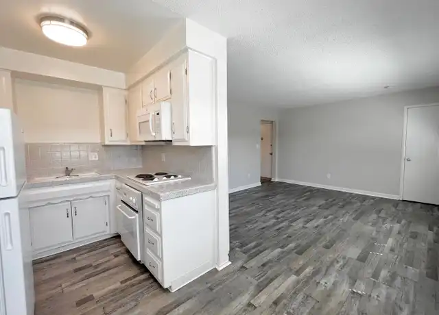Property at 510 23rd St Unit 06, Sacramento, CA, 95816, 1 bed, 1 bath, [object Object]
